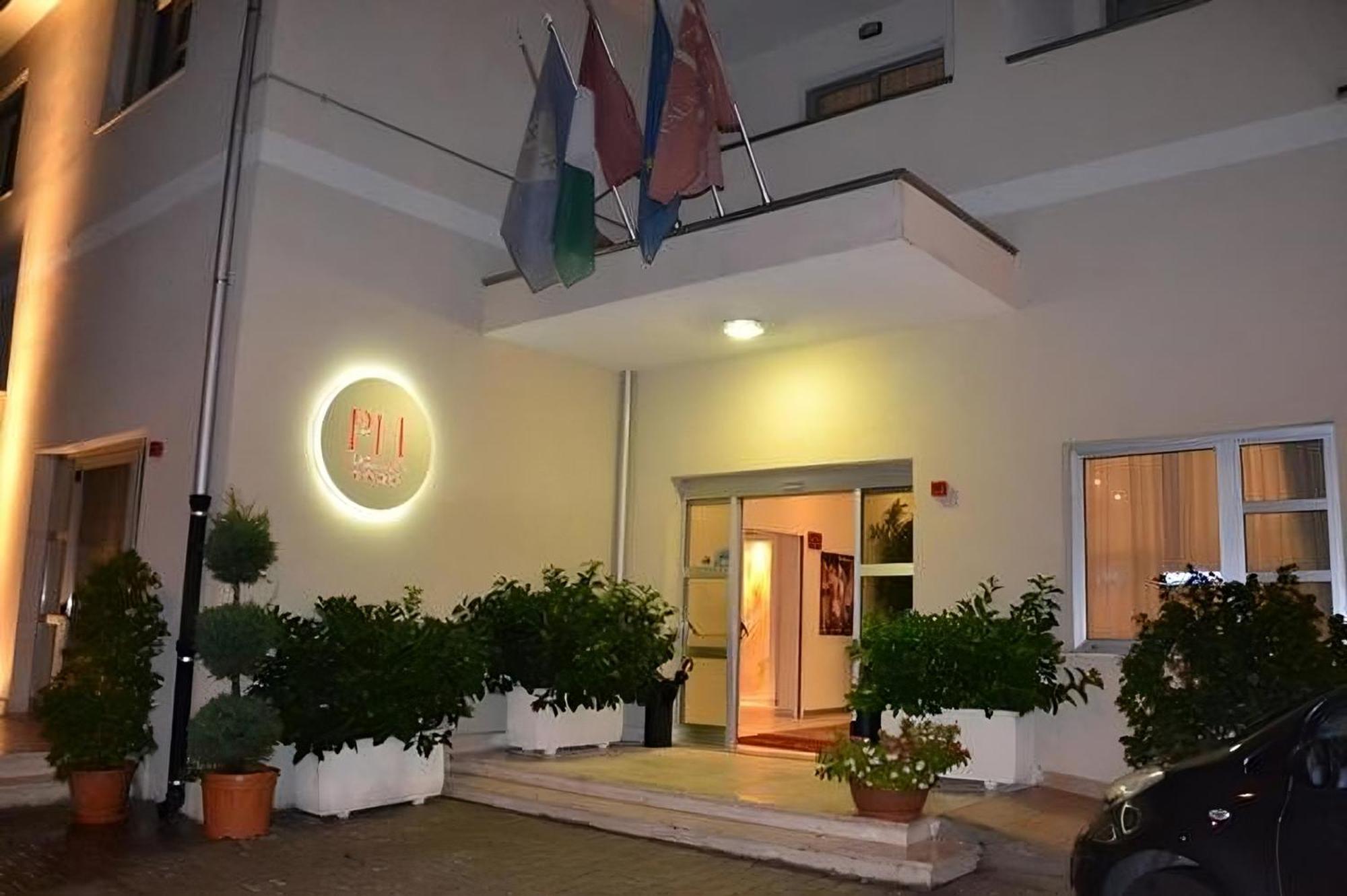 Hotel Palace Gioia Tauro Exterior photo